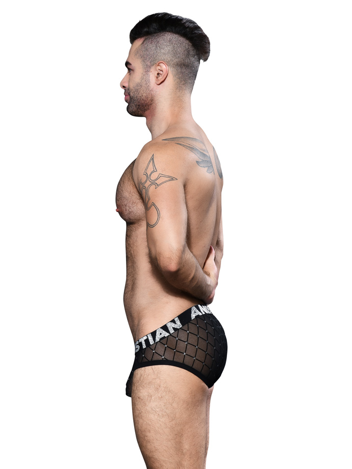https://www.poppers.be/shop/images/product_images/popup_images/92677-diamond-mesh-brief-black__3.jpg