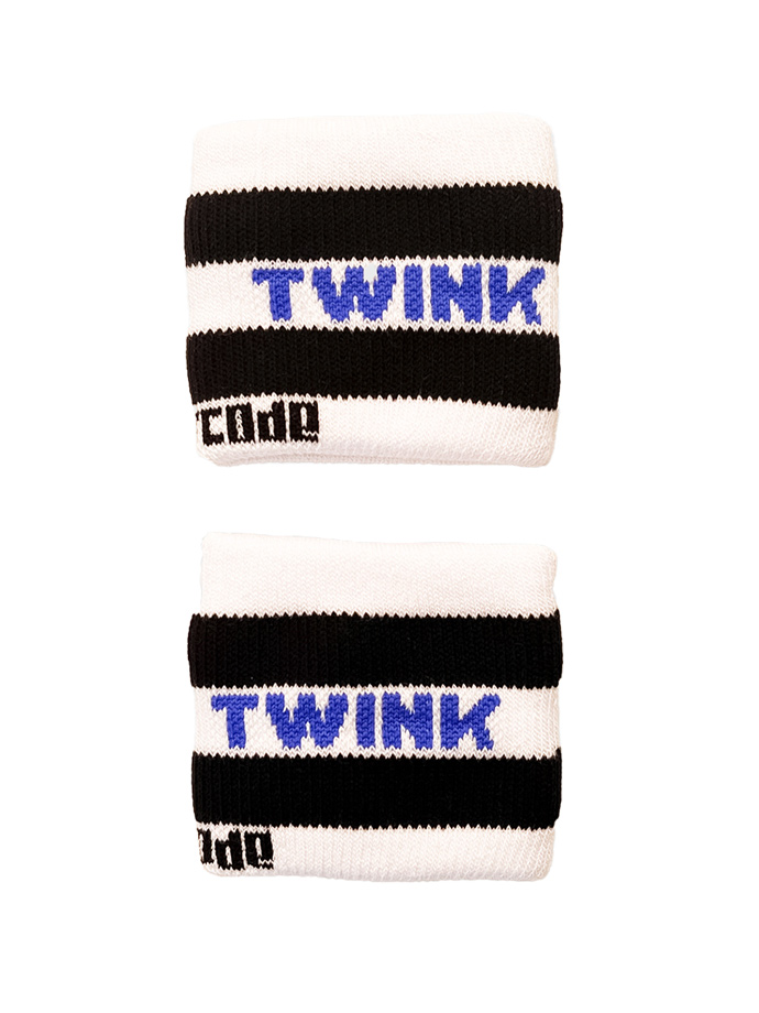 https://www.poppers.be/shop/images/product_images/popup_images/barcode-berlin-identity-wrist-band-twink__1.jpg