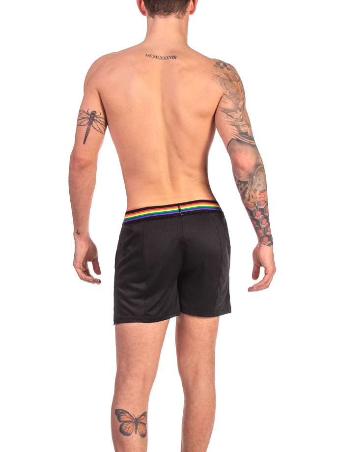 https://www.poppers.be/shop/images/product_images/popup_images/barcode-berlin-pride-short-black__3.jpg