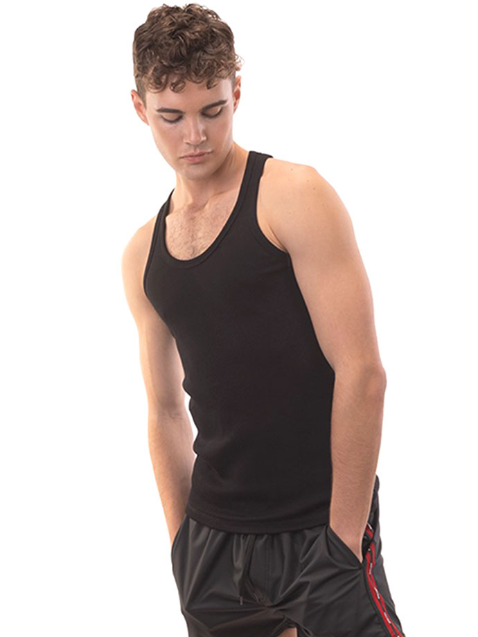 https://www.poppers.be/shop/images/product_images/popup_images/barcode-berlin-tank-top-teris-black__2.jpg