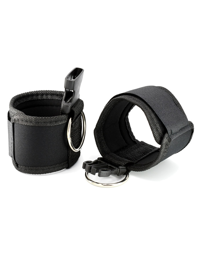 https://www.poppers.be/shop/images/product_images/popup_images/bondage-beginner-wrist-or-ankle-cuffs__1.jpg