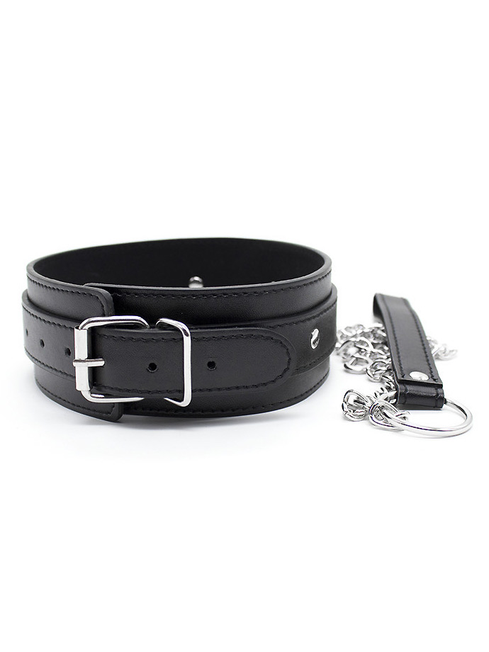 https://www.poppers.be/shop/images/product_images/popup_images/neck-collar-with-chain-leash-bondage-bdsm-leather-black__1.jpg