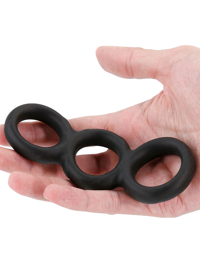https://www.poppers.be/shop/images/product_images/popup_images/renegade-threefold-super-stretchable-silicone-cockring__2.jpg